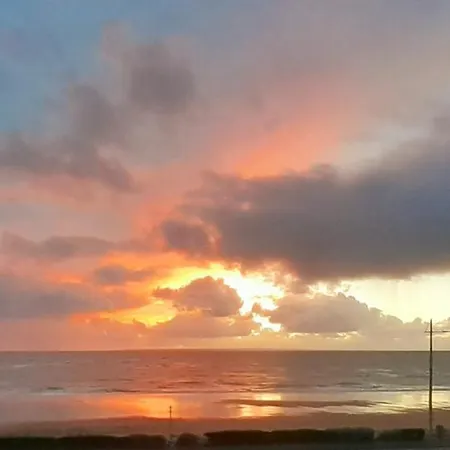 Château De Chimay - Appt En Front De Apartamento