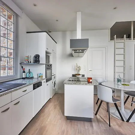 Chateau De Chimay - Appt En Front De Appartement