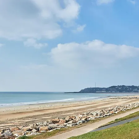 Chateau De Chimay - Appt En Front De 아파트 바르네빌카테레