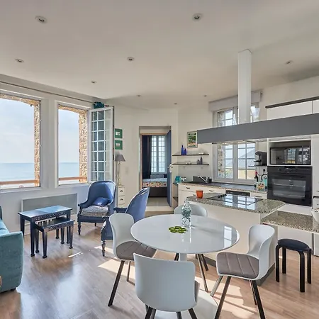 Chateau De Chimay - Appt En Front De *